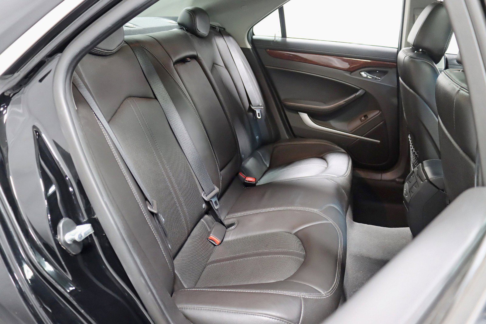 Used 2012 Cadillac CTS Luxury image 24