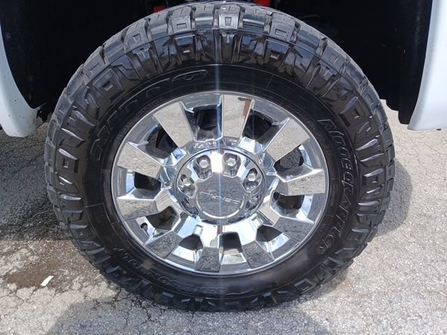 Used 2017 GMC Sierra 2500 Denali w/ Duramax Plus Package AWD/4WD image 66