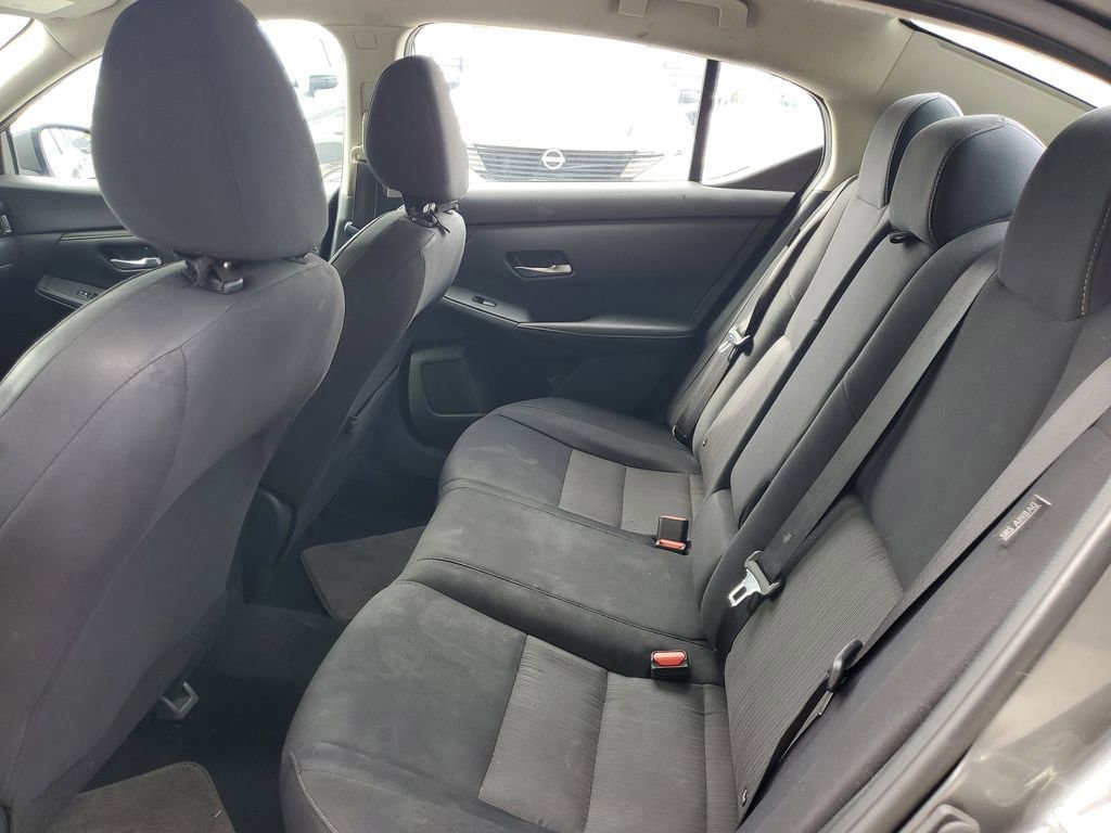 Used 2020 Nissan Sentra SV w/ Trunk Package FWD image 9