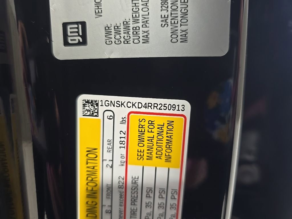 Used 2024 Chevrolet Suburban LT image 16