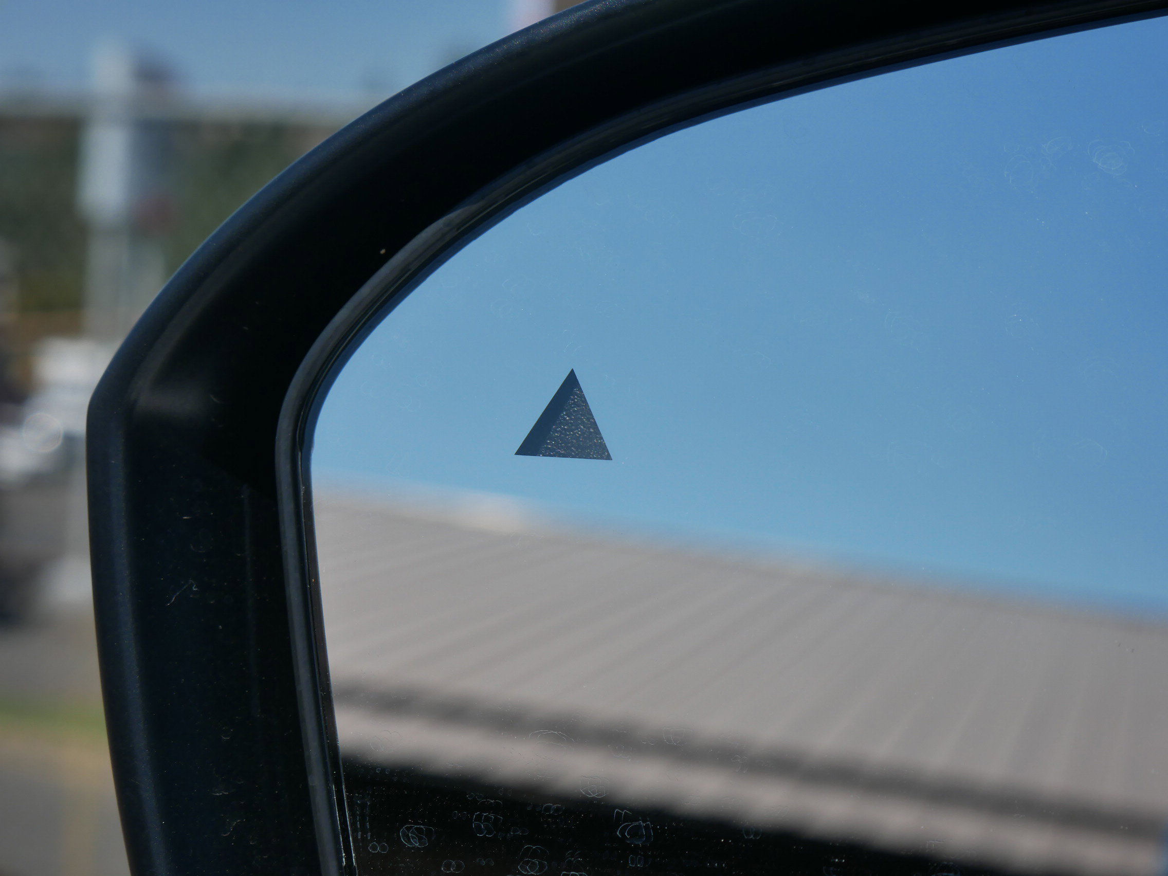 New 2025 Nissan Kicks SR w/ SR Premium Package image 34