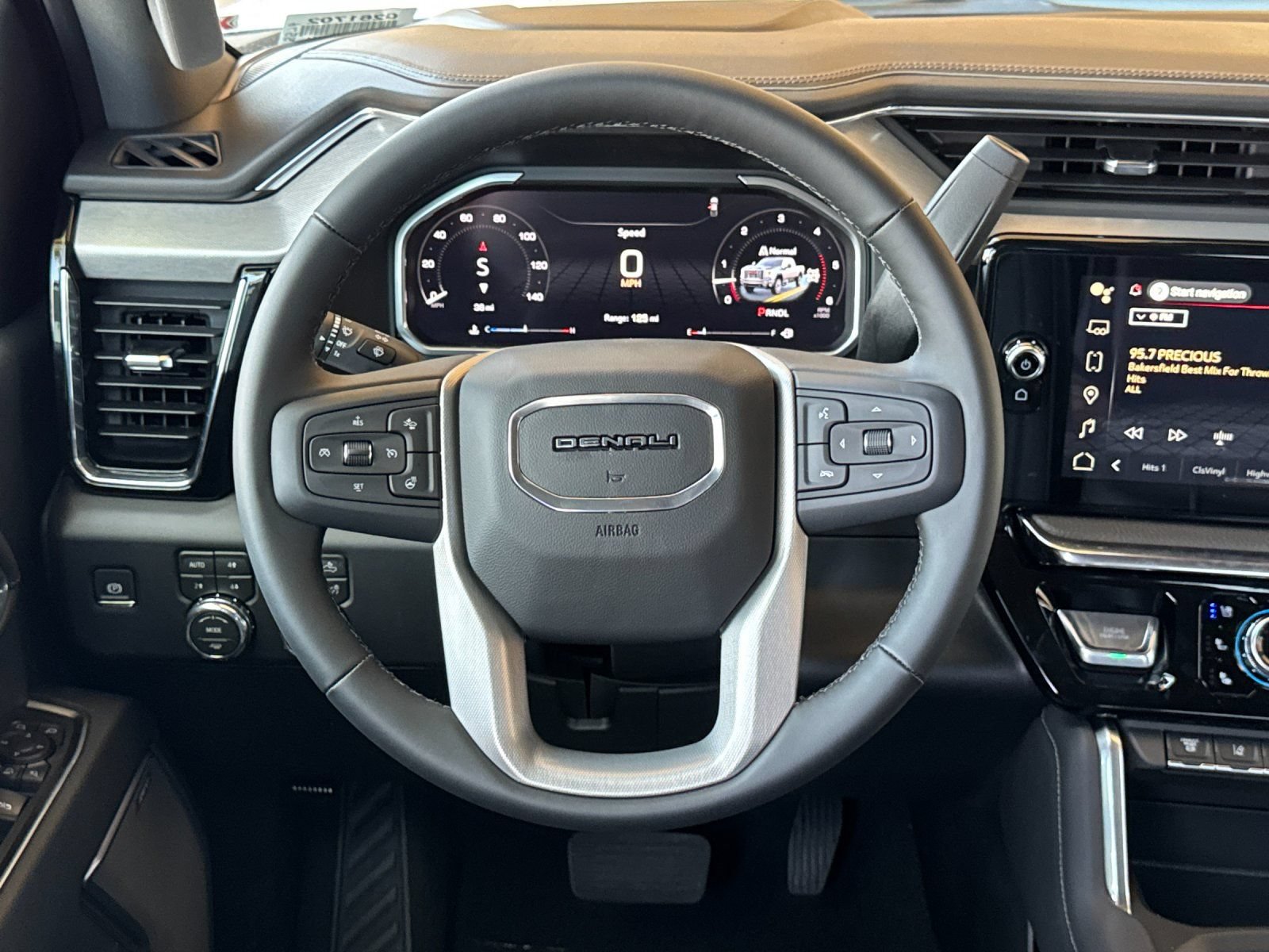New 2026 GMC Sierra 3500 Denali w/ Denali Reserve Package AWD/4WD image 14