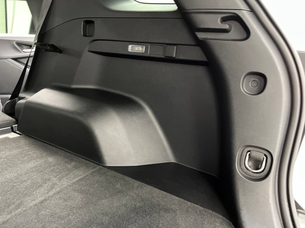 Used 2025 Chevrolet Equinox LT AWD/4WD image 38