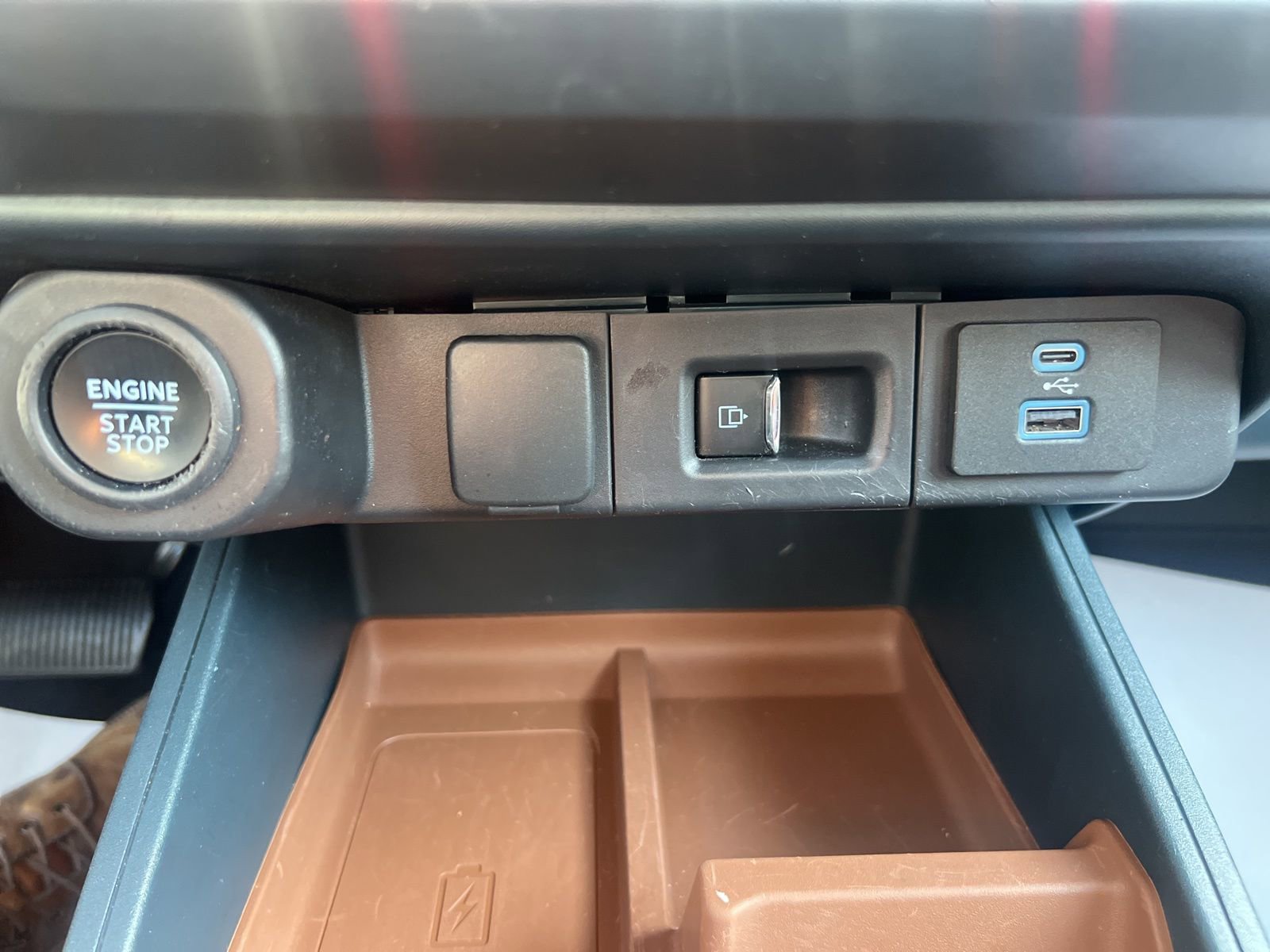 Used 2024 Ford Maverick Lariat FWD image 36