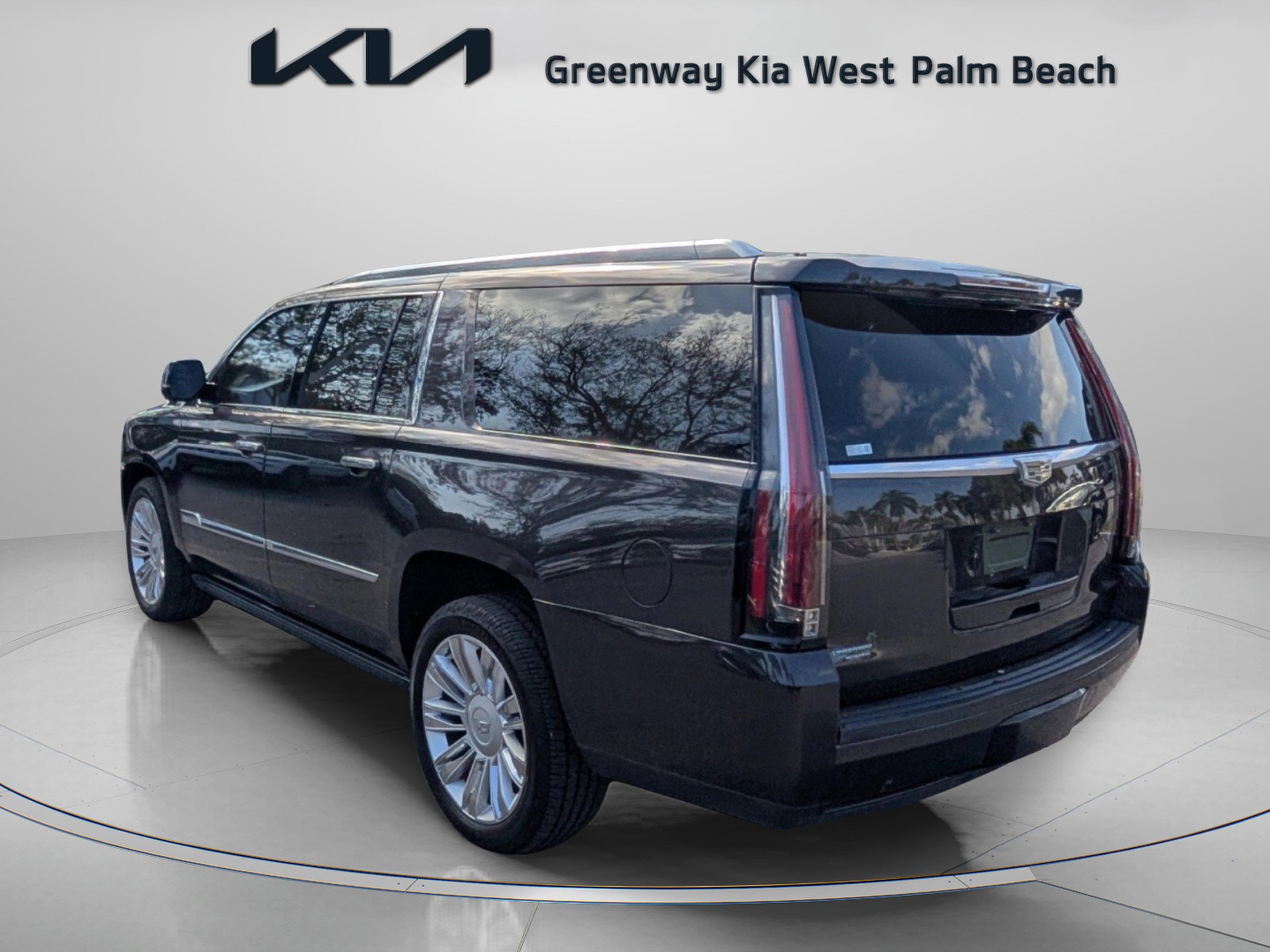 Used 2015 Cadillac Escalade ESV Platinum image 5