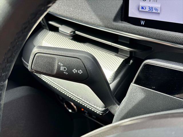 Used 2023 Ford Mustang Mach-E Select AWD/4WD image 23