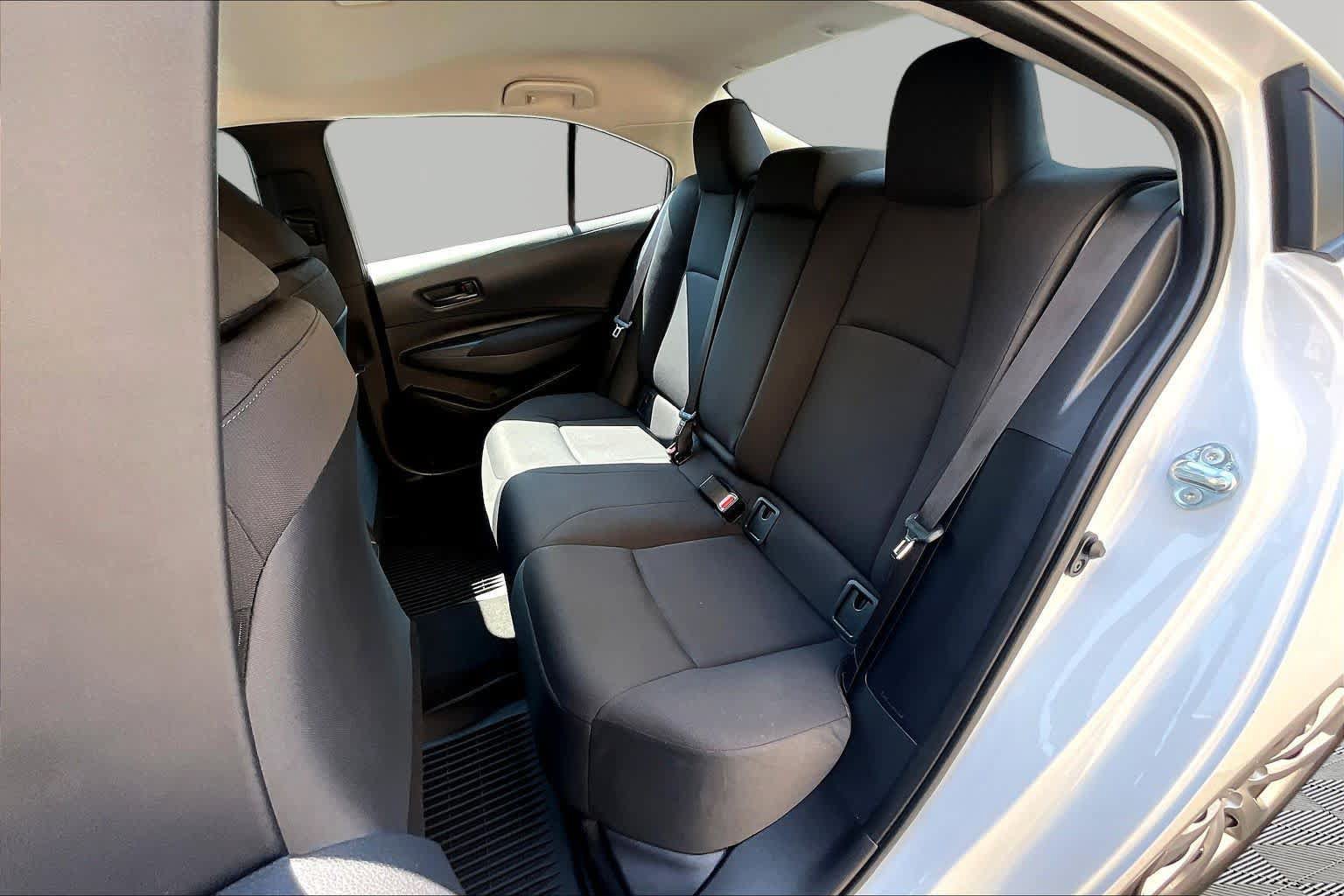 Certified 2026 Toyota Corolla LE FWD image 21