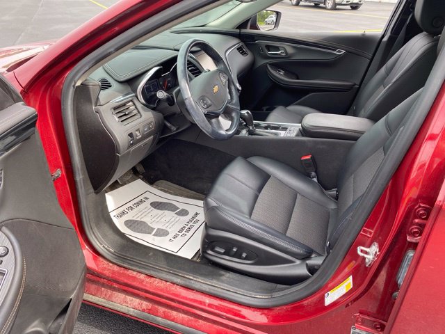 Used 2020 Chevrolet Impala LT w/ LT Convenience Package FWD image 4