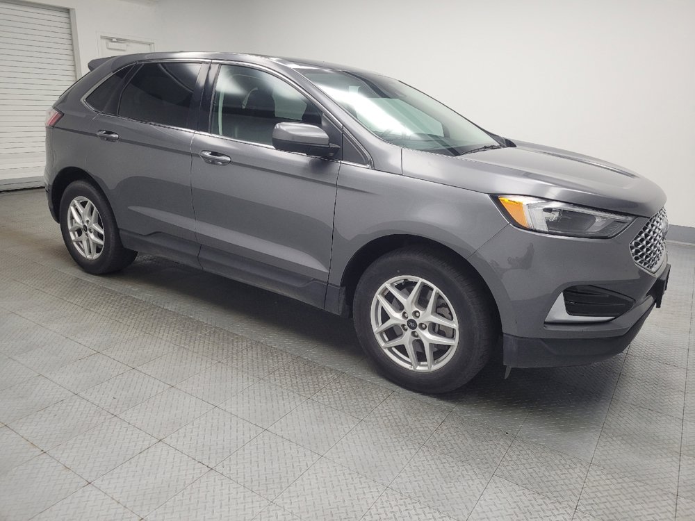 Used 2023 Ford Edge SEL image 11