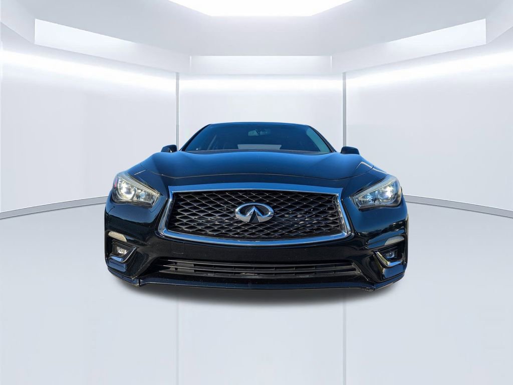 Used 2018 INFINITI Q50 Luxe w/ Cargo Package (L95) image 7