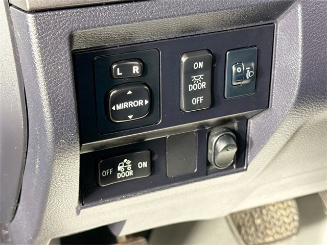 Used 2017 Toyota Tundra SR image 10