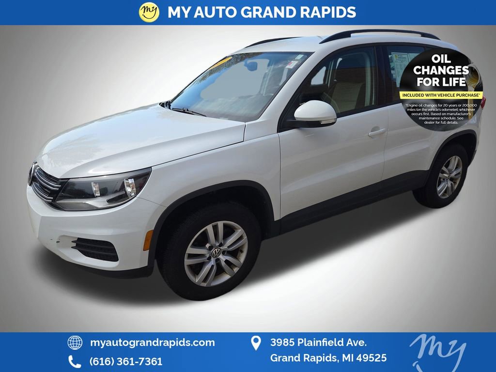 Used 2017 Volkswagen Tiguan S image 3