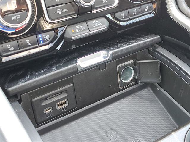 Certified 2021 GMC Yukon Denali w/ Denali Premium Package image 83