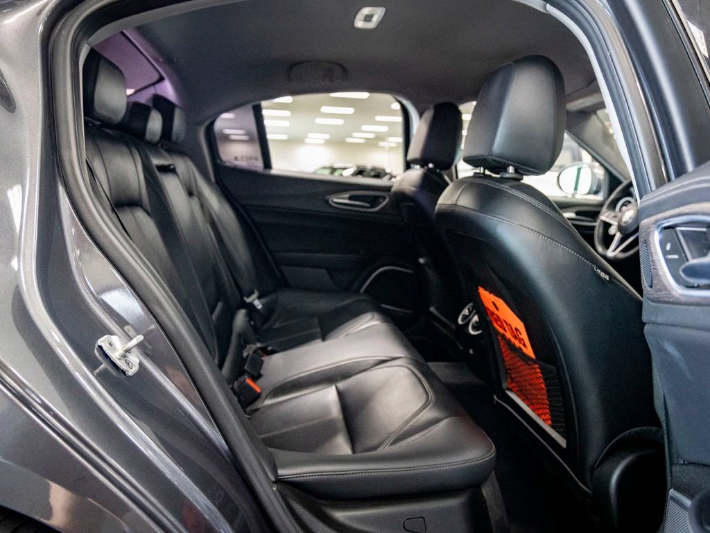 Used 2018 Alfa Romeo Giulia Ti w/ TI Leather Package RWD image 30