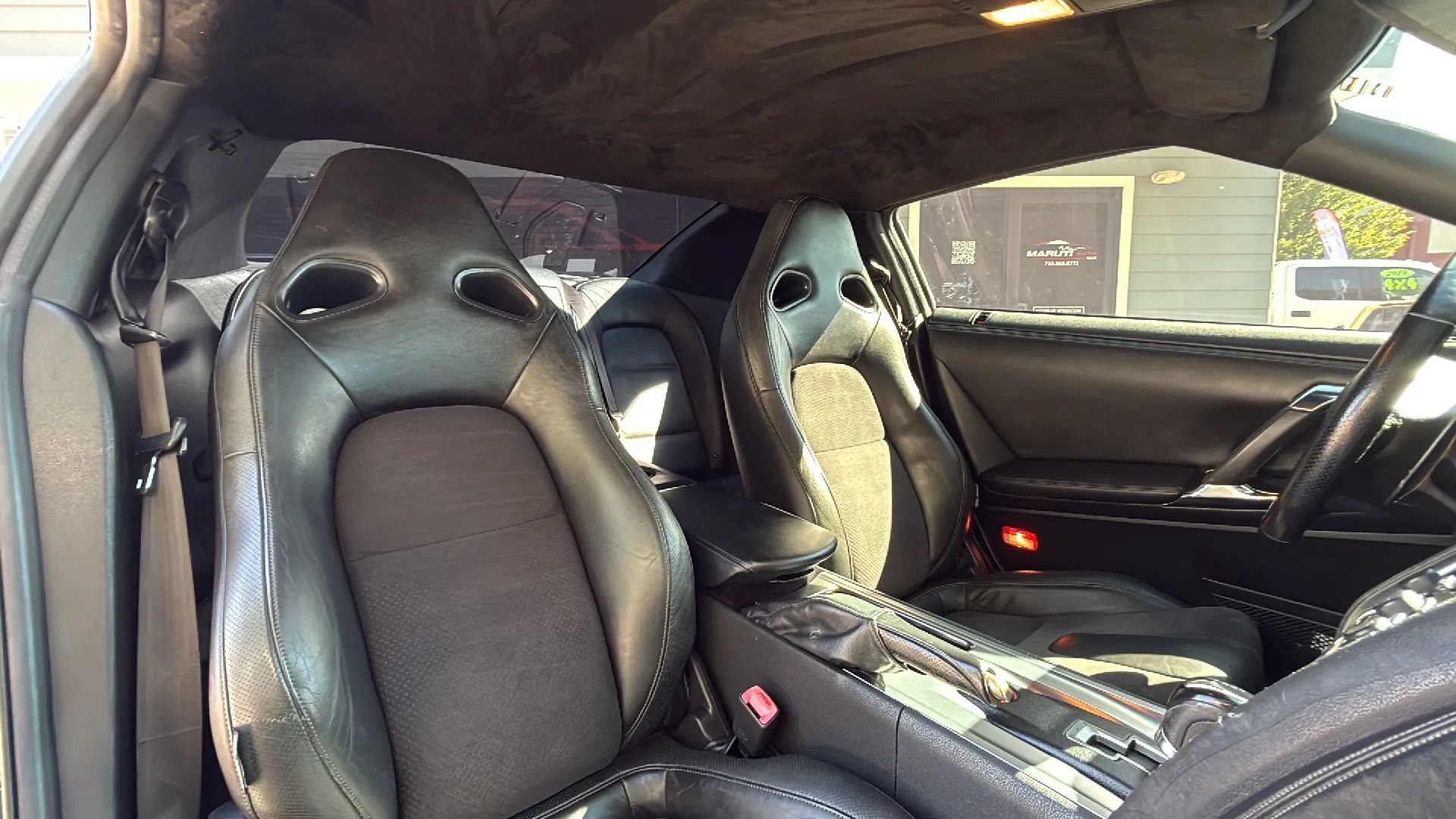 Used 2010 Nissan GT-R Premium AWD/4WD image 47
