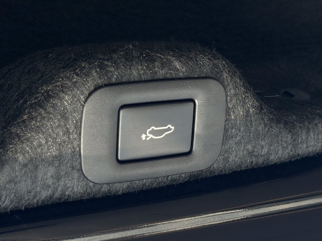 Used 2024 Lexus ES 350 w/ Premium Package FWD image 17