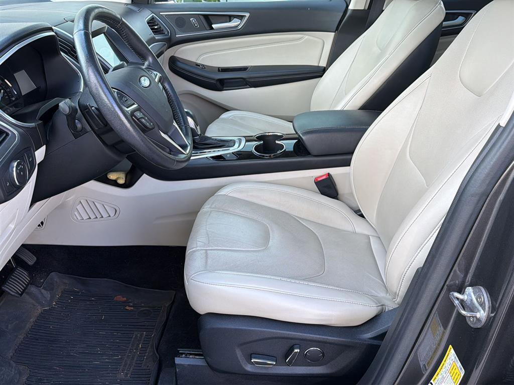 Used 2017 Ford Edge Titanium w/ Equipment Group 301A image 11