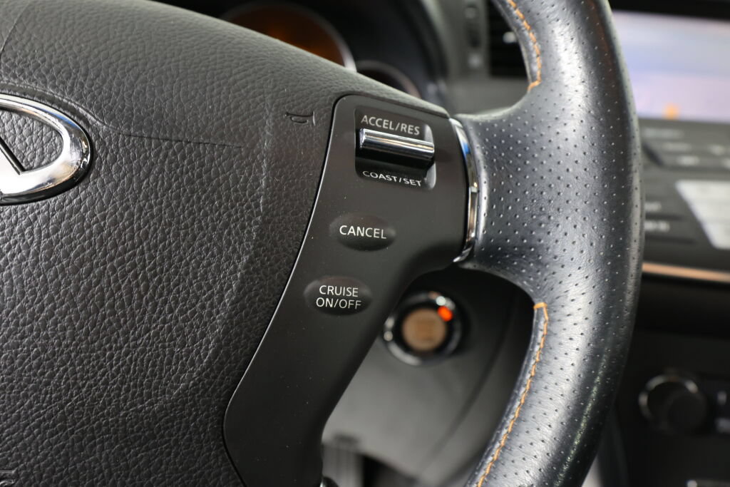 Used 2007 INFINITI M45 Sport w/ Technology Pkg RWD image 33