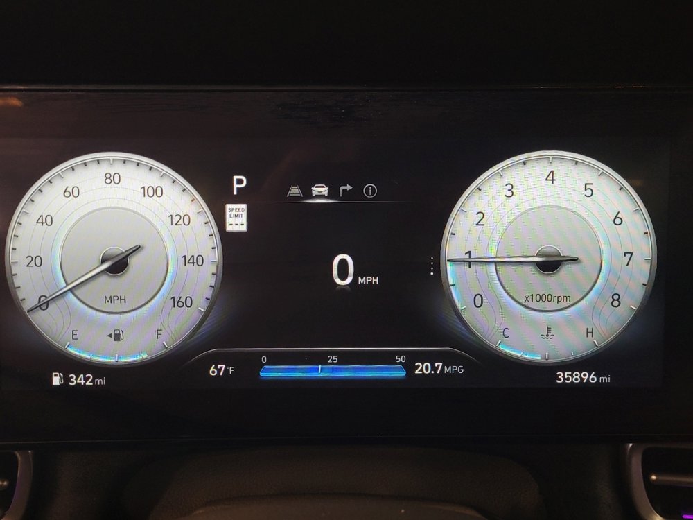 Used 2024 Hyundai Elantra SEL image 23