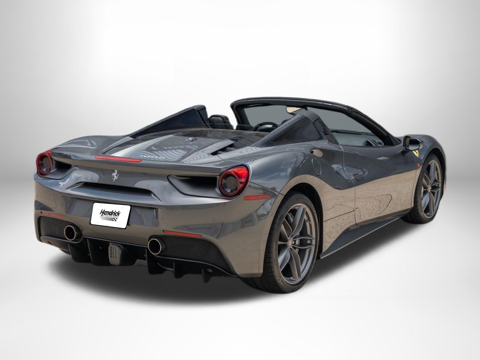 Used 2017 Ferrari 488 Spider RWD image 8