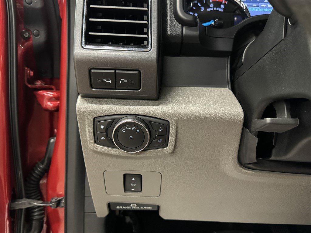 Used 2021 Ford F250 XLT w/ Tremor Off-Road Package AWD/4WD image 33