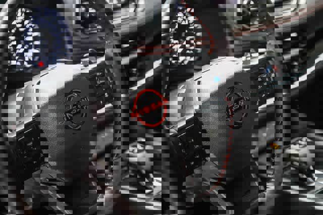 Used 2025 Nissan Rogue SV image 20