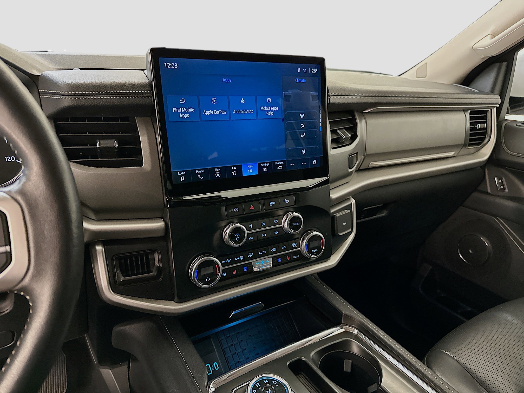 Used 2024 Ford Expedition XLT image 26