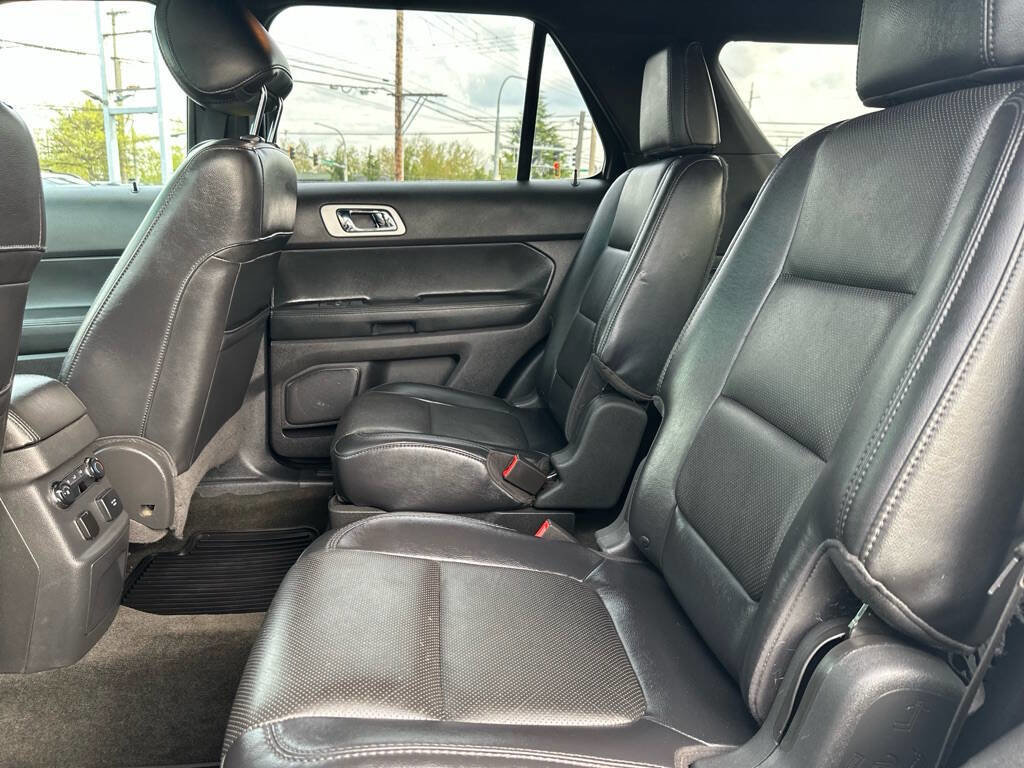 Used 2011 Ford Explorer Limited w/ 301A Rapid Spec Order Code FWD image 18