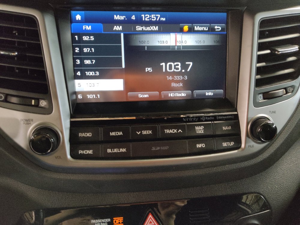 Used 2017 Hyundai Tucson SE Plus FWD image 25