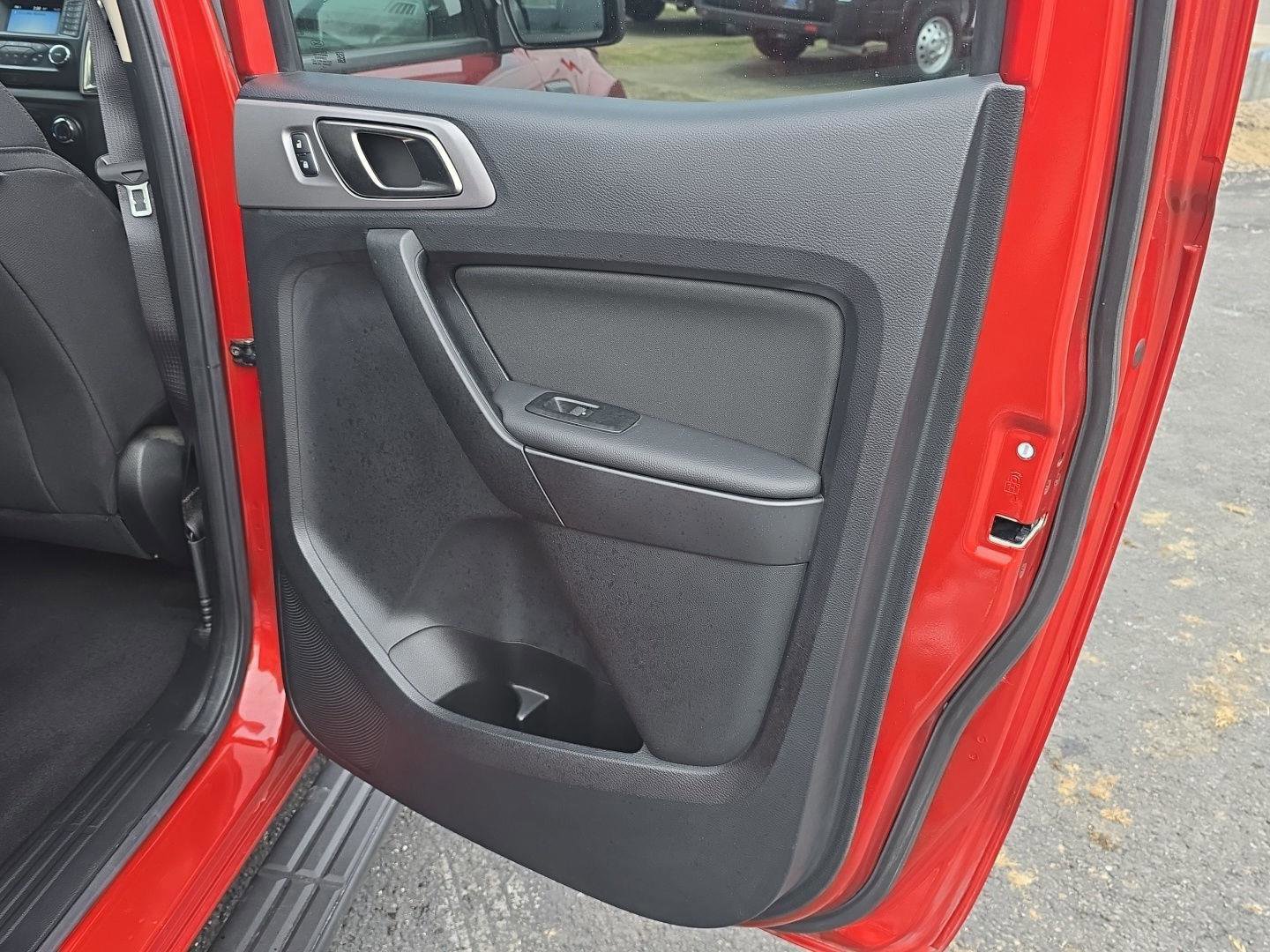 Used 2019 Ford Ranger XLT image 27