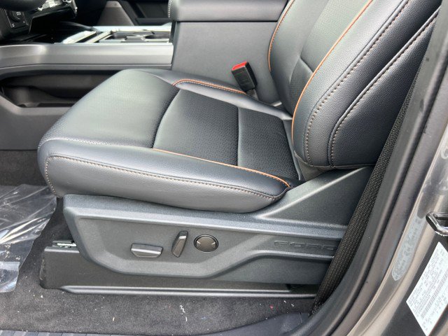 New 2025 Ford F350 Lariat w/ Lariat Ultimate Package image 8