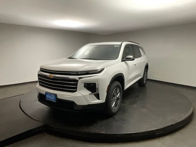 New 2026 Chevrolet Traverse LT AWD/4WD image 3