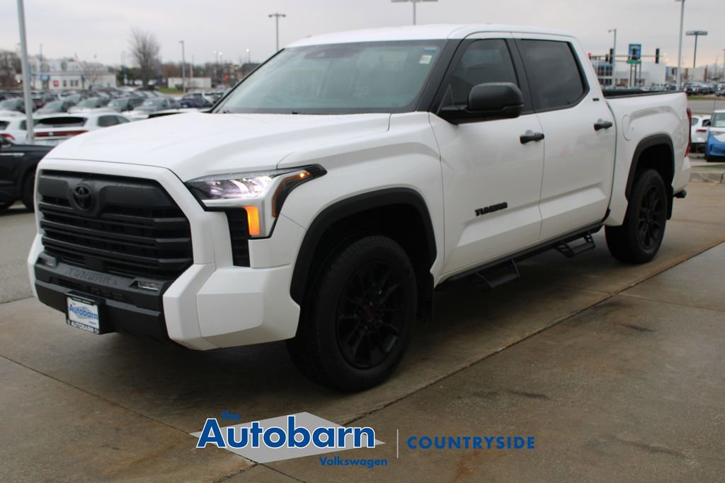 Used 2025 Toyota Tundra SR5 AWD/4WD image 3