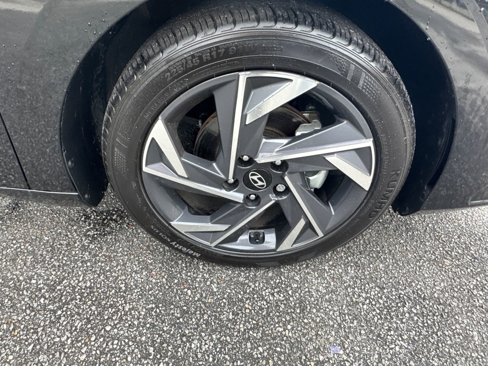 Certified 2025 Hyundai Elantra SEL w/ Cargo Package image 12