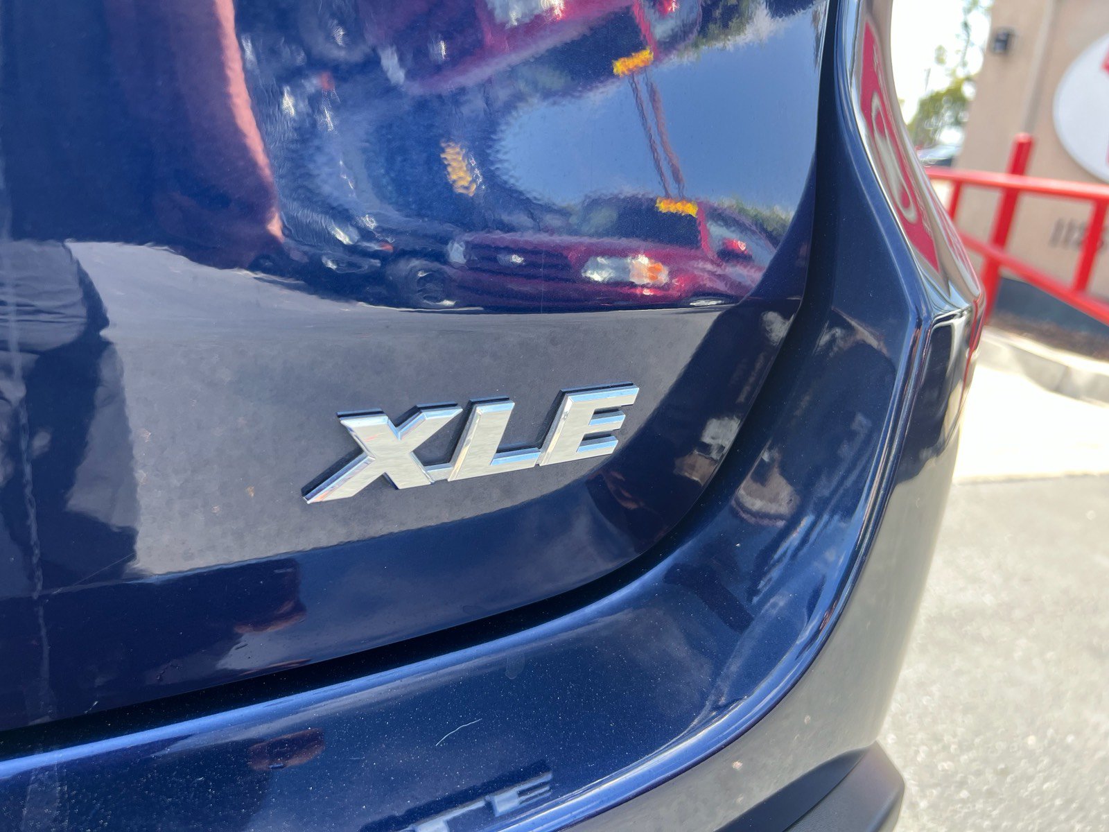 Used 2015 Toyota Highlander XLE FWD image 8