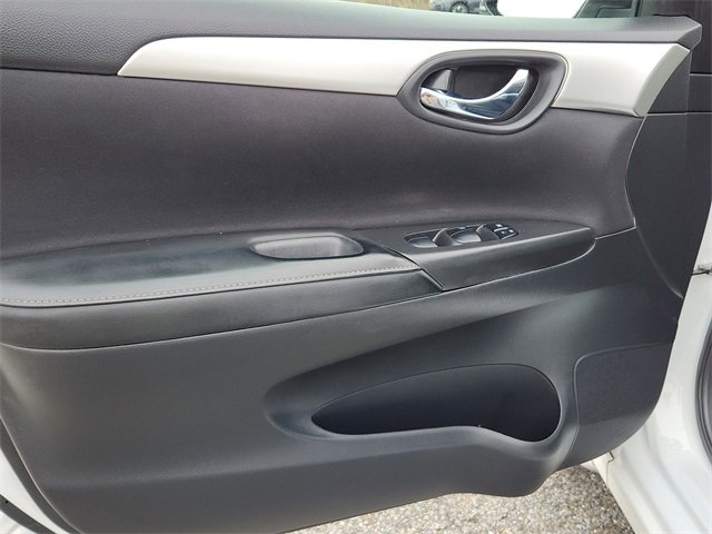 Used 2019 Nissan Sentra S image 13