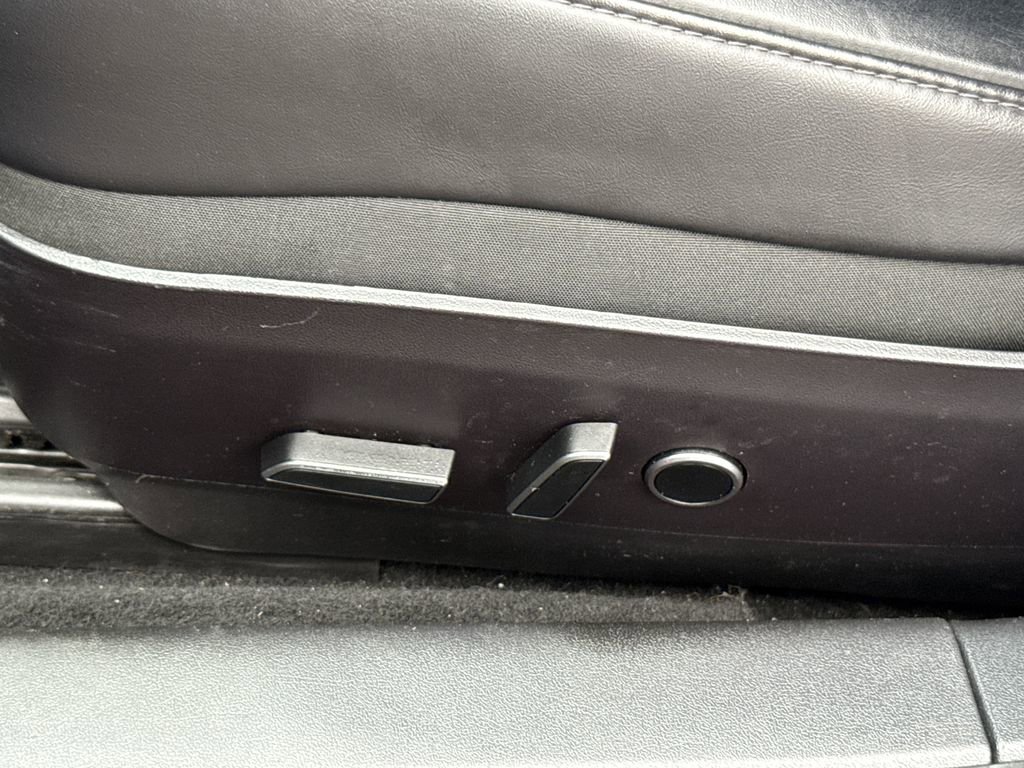 Used 2021 Tesla Model 3 Performance image 29