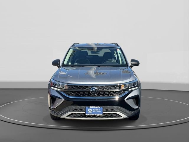 Certified 2024 Volkswagen Taos S image 2