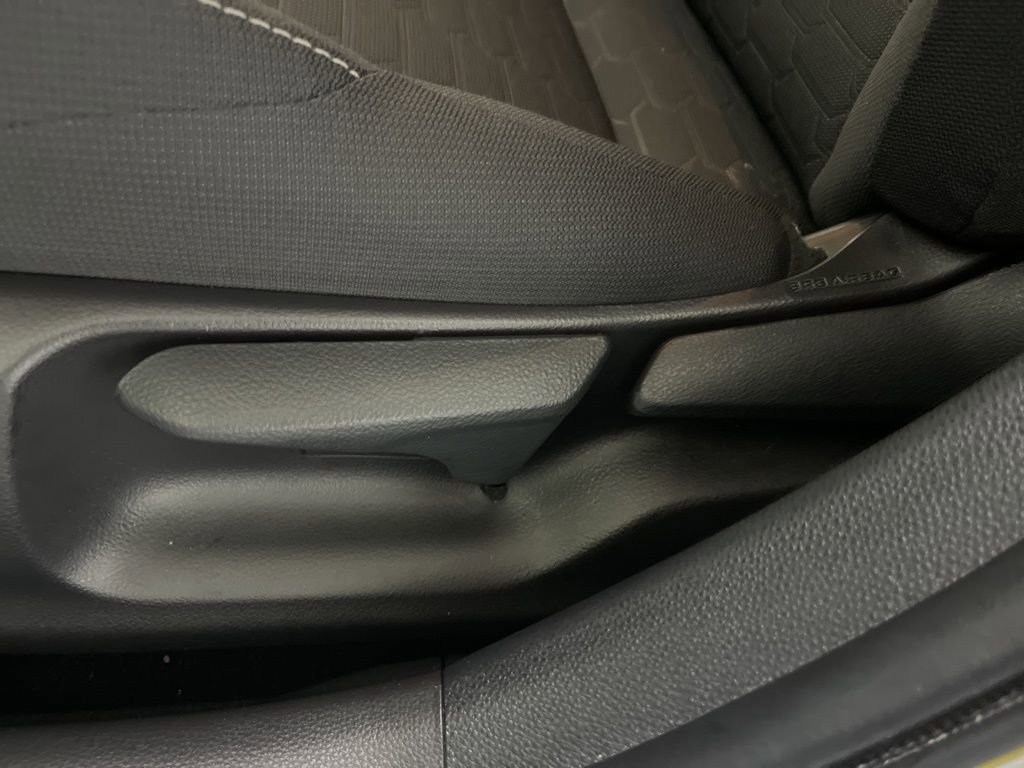 Used 2021 Toyota Corolla SE w/ SE Preferred Package image 22