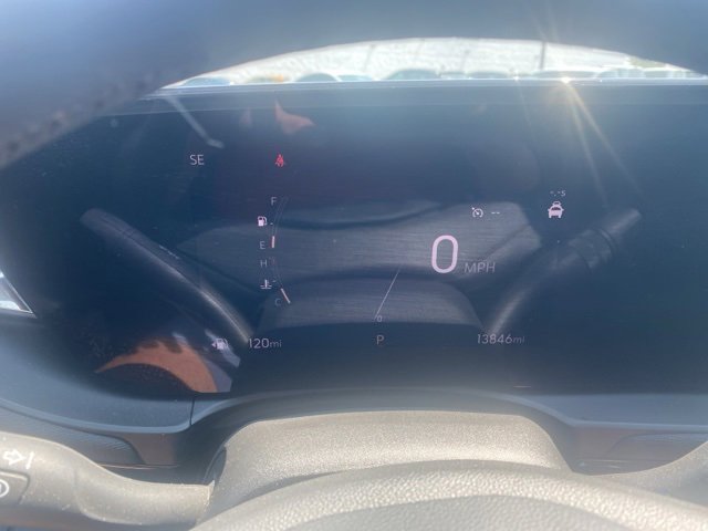 Used 2024 Buick Envista Sport Touring w/ Convenience I Package image 17