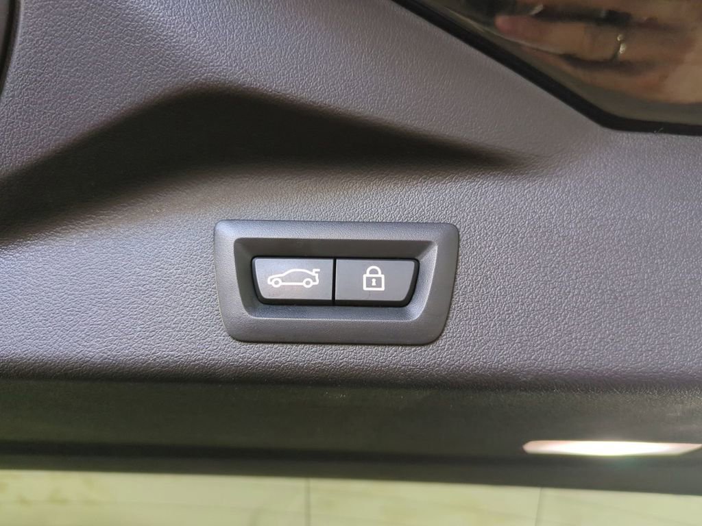 Used 2020 BMW X5 sDrive40i w/ Convenience Package image 15