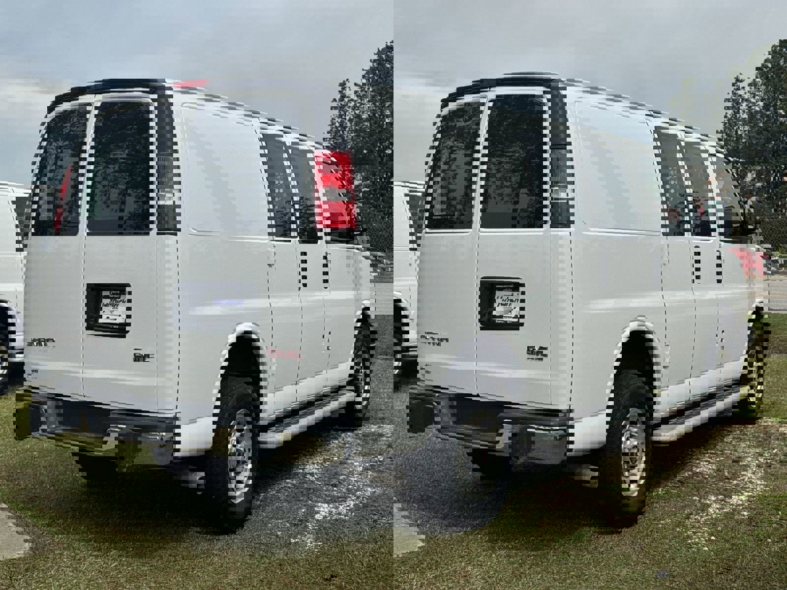 Used 2024 GMC Savana 2500 w/ Driver Convenience Package image 10