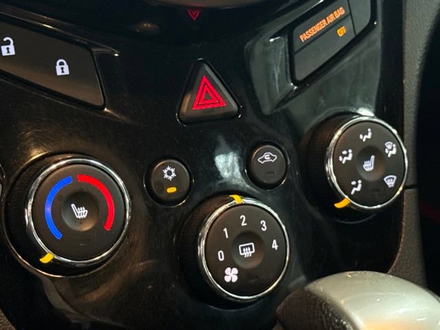 Used 2020 Chevrolet Sonic LT w/ Convenience Package FWD image 21