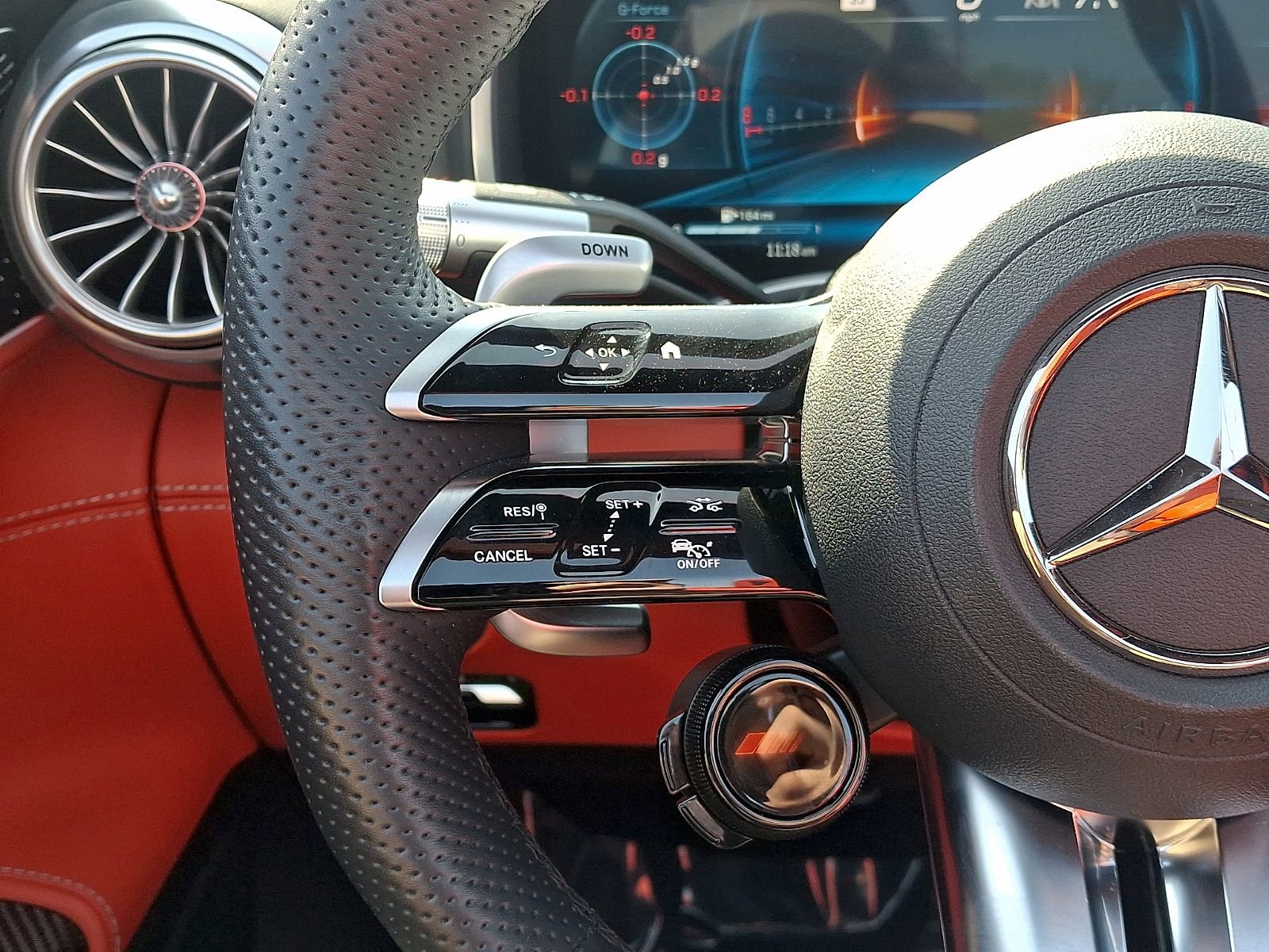 Certified 2022 Mercedes-Benz SL 63 AMG 4MATIC image 21