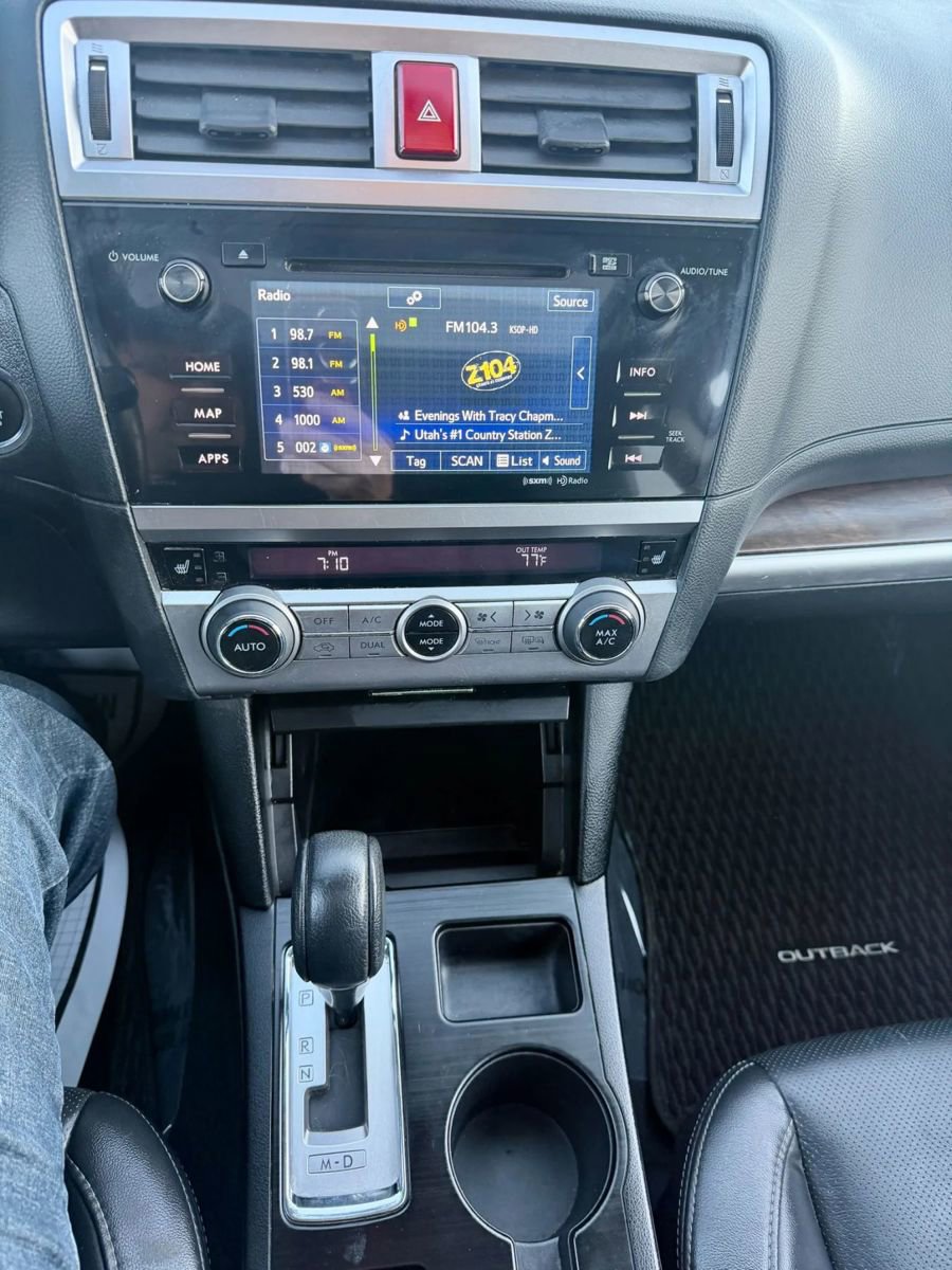 Used 2016 Subaru Outback 2.5i Limited AWD/4WD image 25