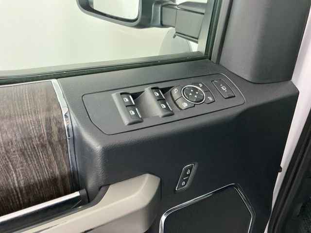 Used 2021 Ford F350 Lariat w/ FX4 Off-Road Package AWD/4WD image 13