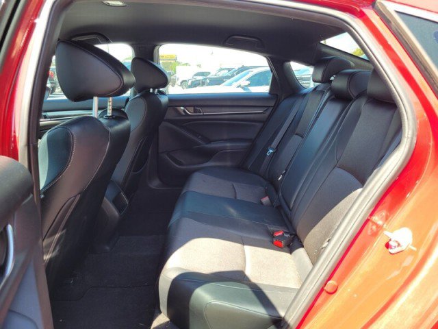 Used 2018 Honda Accord Sport image 26