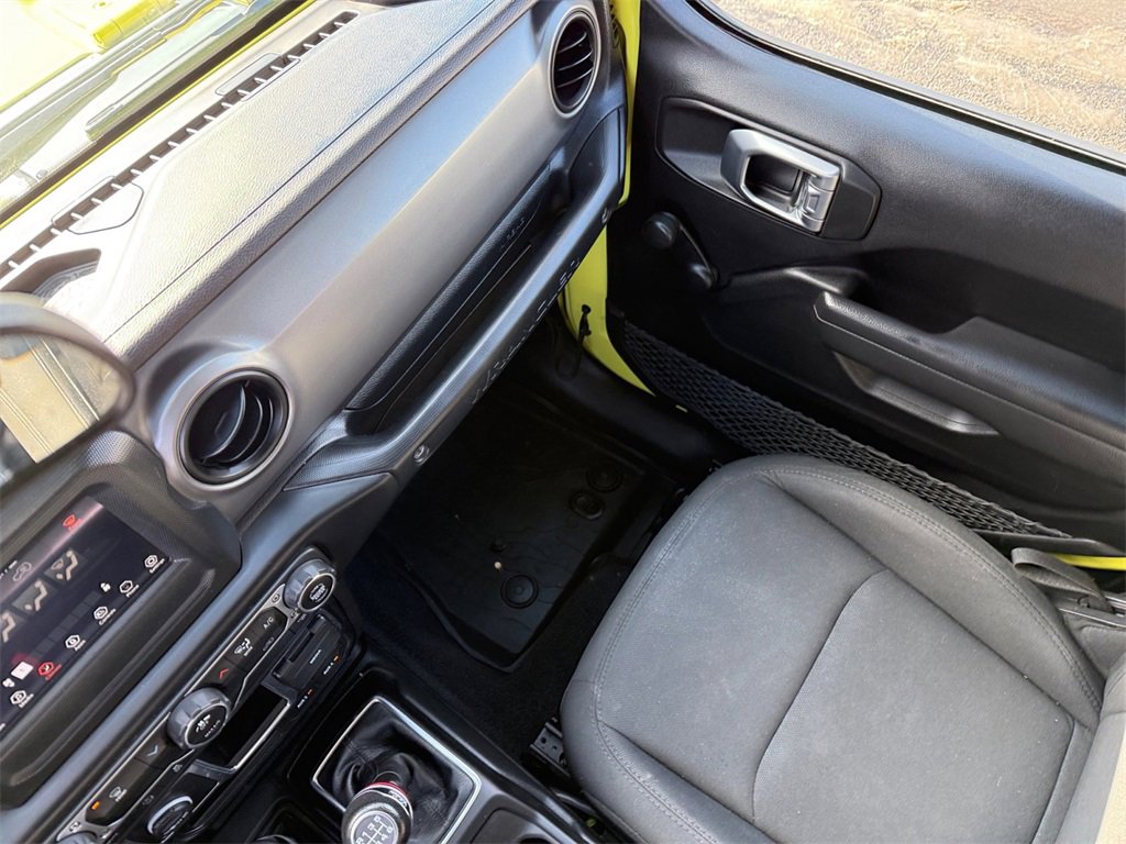 Used 2022 Jeep Wrangler Willys image 30