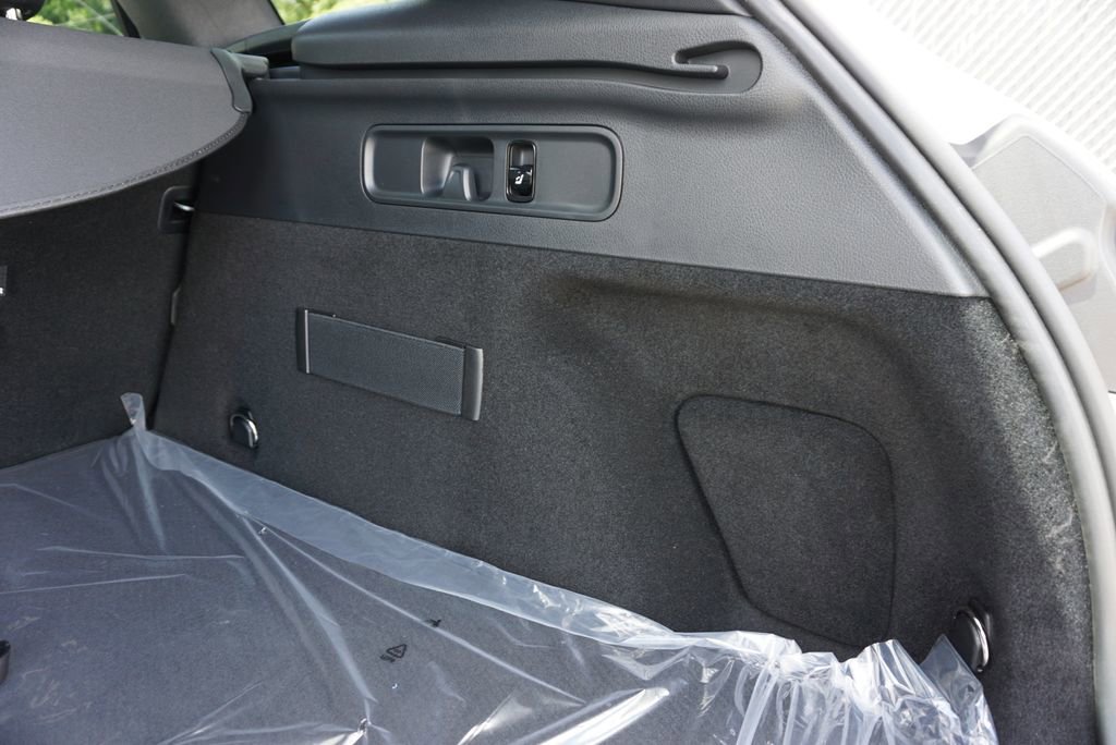 Certified 2025 Mercedes-Benz GLC 300 4MATIC image 74