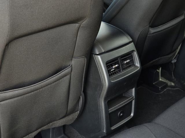 Used 2024 Ford Edge SE image 29